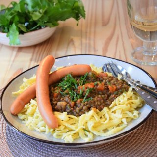 Linsen, Spätzle und Saitenwürste