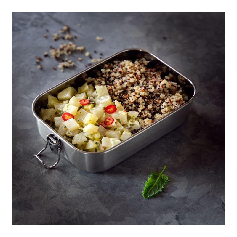 Buntes Quinoa mit weißem Gemüseragout